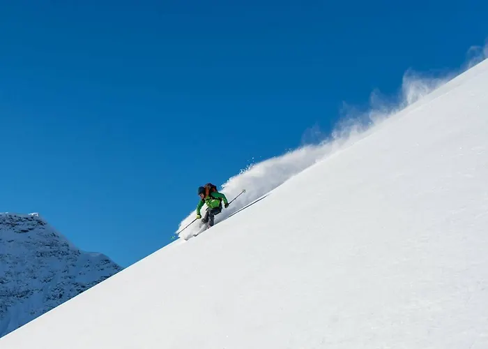 Kjosen Lodge, Lyngen.